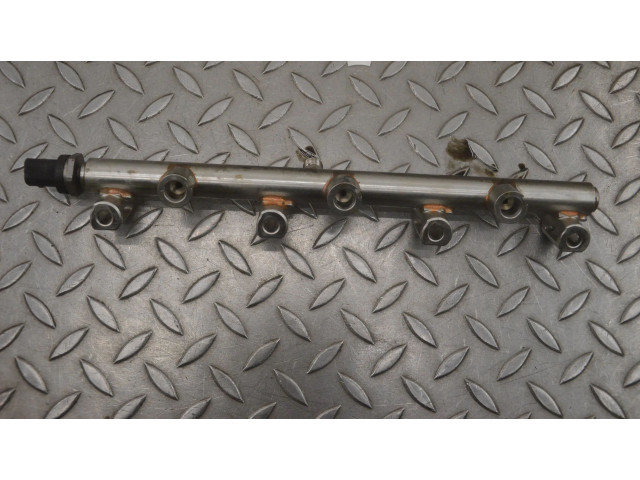 Магистральная трубка топлива 000283628, 051170574 Maserati Ghibli F160AM