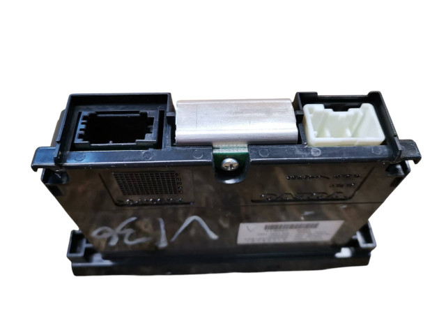 Дисплей    31268051, 69199100   Volvo V50