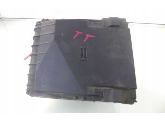 Блок предохранителей  8J0937503   Audi TT TTS Mk2    