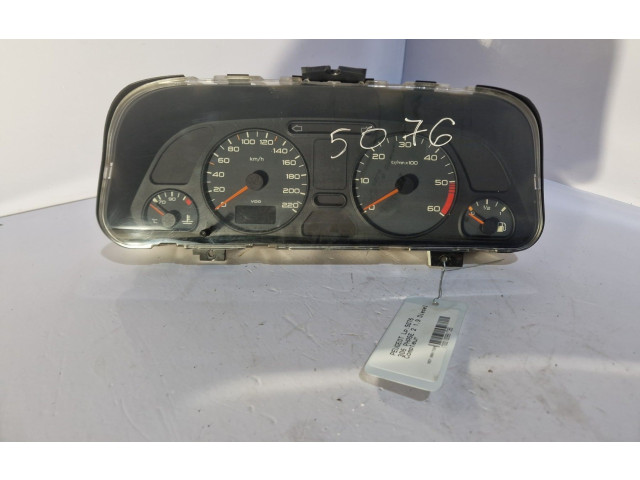 Панель приборов    Peugeot 306       