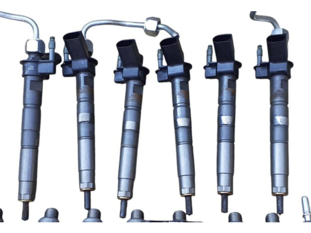 Форсунка 8571565    BMW X3 G01  B57D30A 