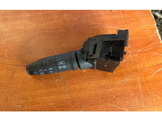 Ручка поворотов/ фонарей Nissan Almera N16 2000 - 2010 года