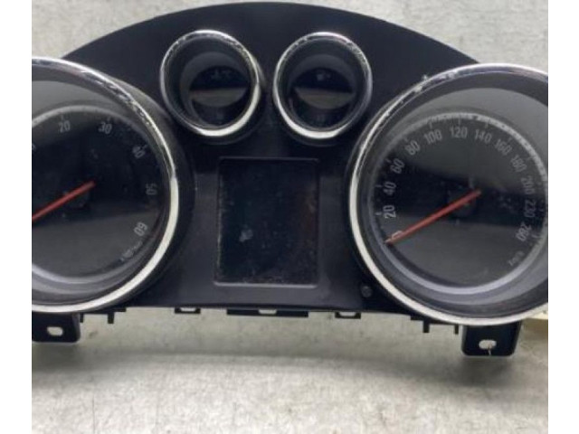 Přístrojová deska Opel Zafira C 2012