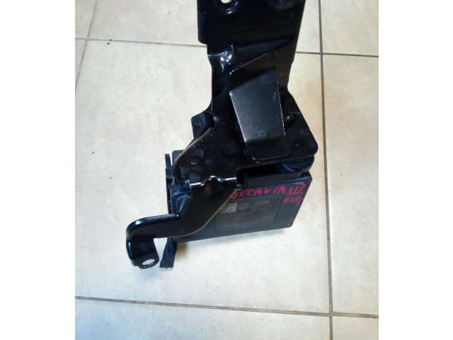 Блок АБС 5Q0614517DM, NE67763   Skoda  Octavia Mk3 (5E)  2013 - 2019 года