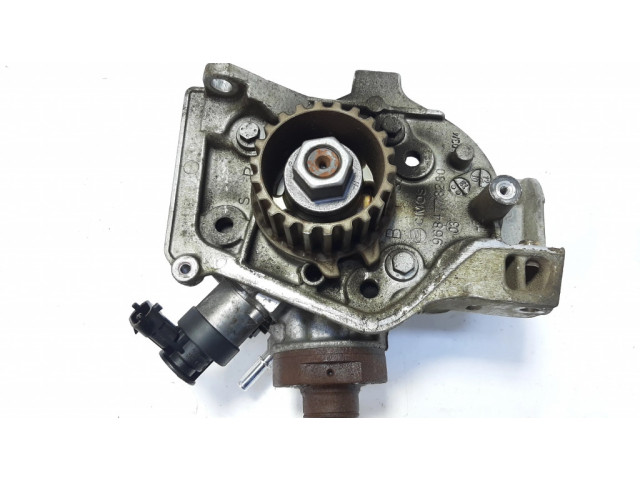 Топливный насос