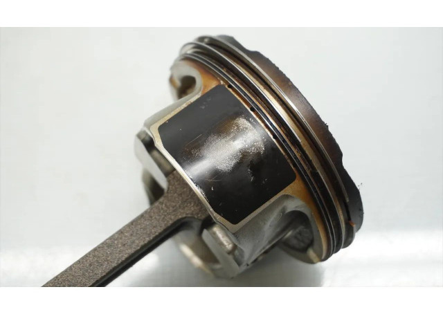 Поршень с шатуном 1UR-FSE Lexus LS 460 - 600H