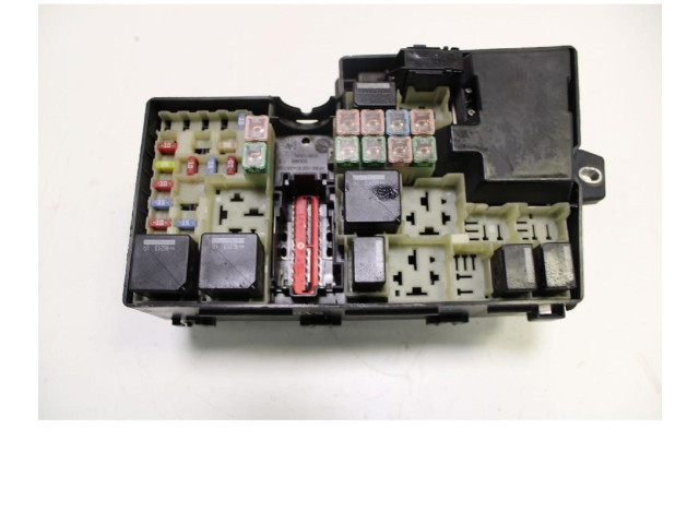 Блок предохранителей 8688040, 318789120 Volvo C70