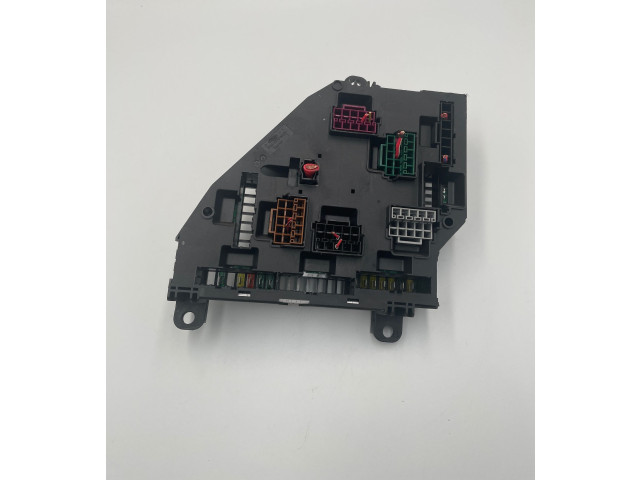 Блок предохранителей 9210860, 117033453 BMW X3 F25