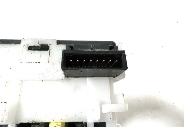 Ручка поворотов/ фонарей