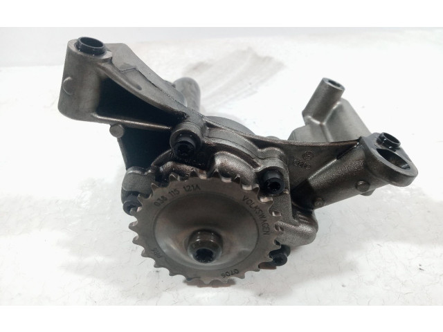 Масляный насос 038115121A Volkswagen Caddy