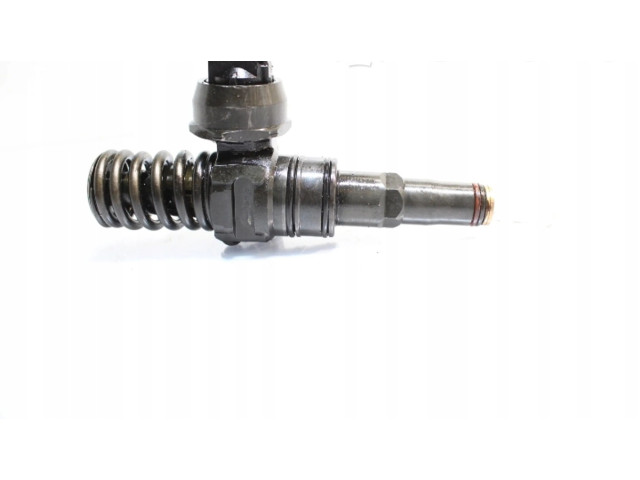 Форсунка 0414720215    Volkswagen Polo IV 9N3  AXR 