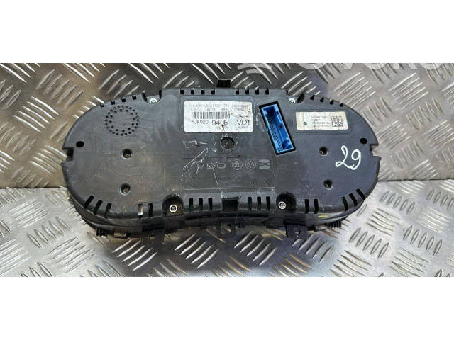 Панель приборов 5JA920940E Skoda Rapid (NH)