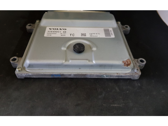Блок управления двигателя 30646931AB   Volvo S80