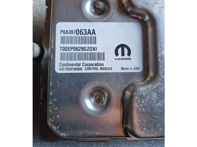 Блок управления двигателя P68397063AA, P68354922AJ   Jeep Cherokee