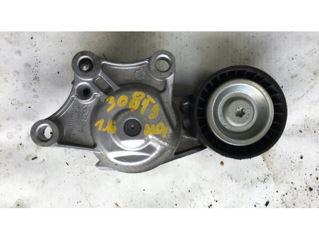 Устройство натяжки ремня