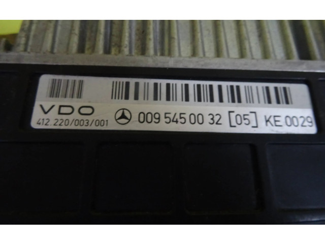 Řídící jednotka 0095450032 Mercedes-Benz E W124 1989