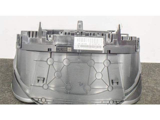 Přístrojová deska Mercedes-Benz C W205 2017 A2059028508, A2059023503