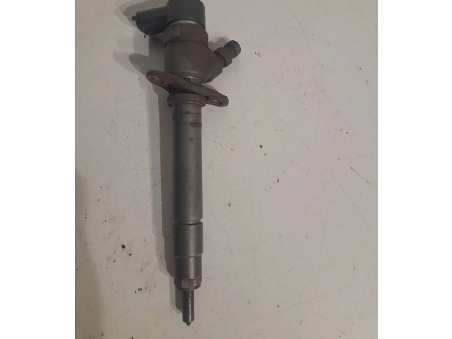 Форсунка 3424831, 8658852 Volvo V70