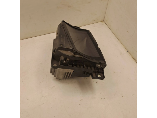 Дисплей       BMW X7 G07