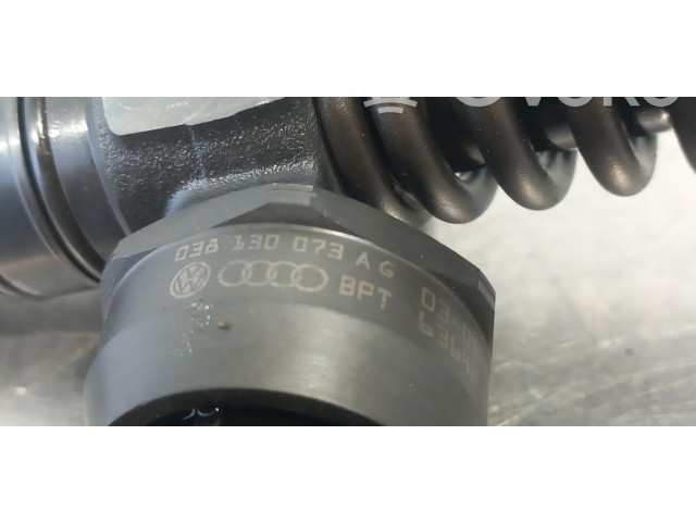 Форсунка 038130073AG Audi A3 S3 8P