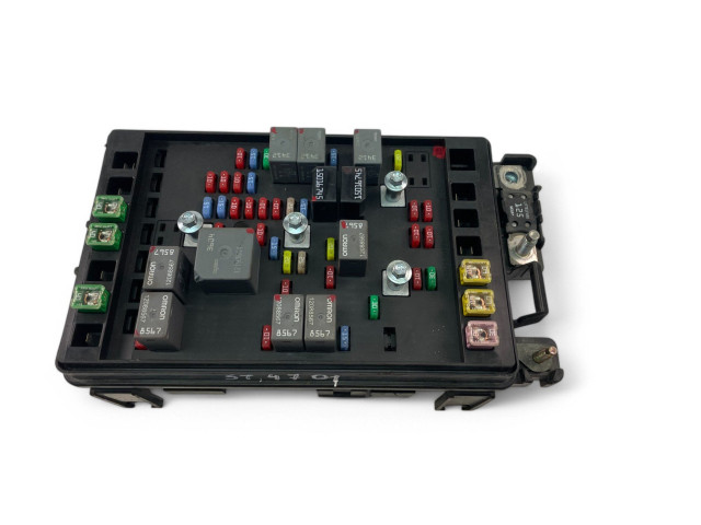 Блок предохранителей  15120876   Chevrolet TrailBlazer    