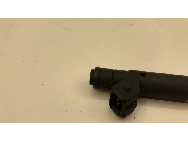 Vstřikovač 7506924 BMW 7 E65 E66 pro benzínový motor 4.4 N62 B44 A