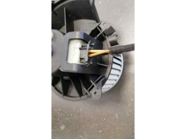 Вентилятор печки 164230100 Fiat Grande Punto