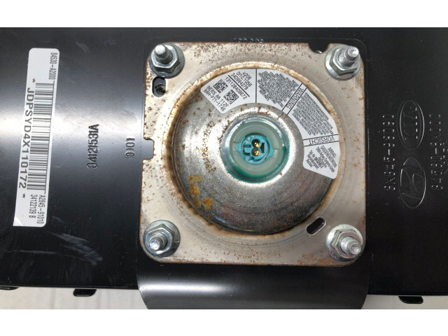 Подушка безопасности пассажира    KIA Ceed