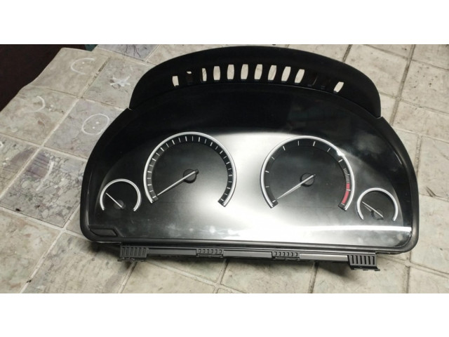 Přístrojová deska  BMW 7 F01 F02 F03 F04 2009 0263651306, 921473201  