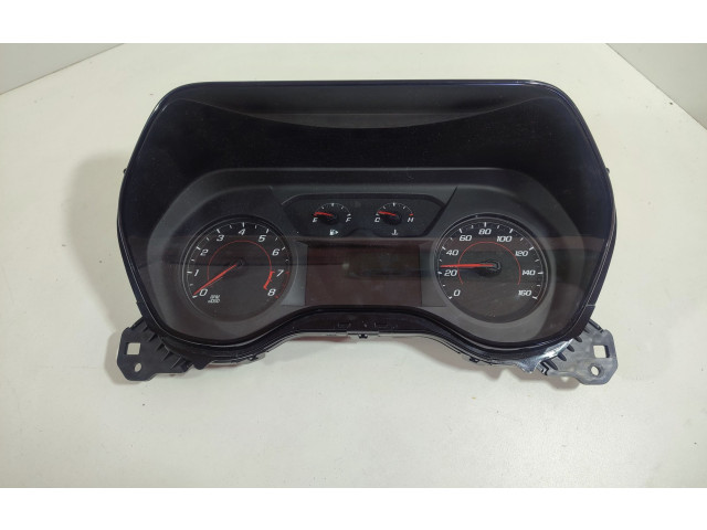 Панель приборов 84637812, 175597137   Chevrolet Camaro       