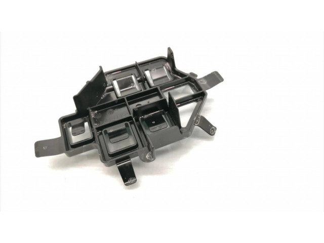 Другая деталь салона