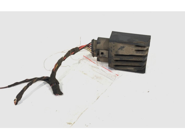 Блок управления 3Q0906121B   Skoda Octavia Mk3 (5E)