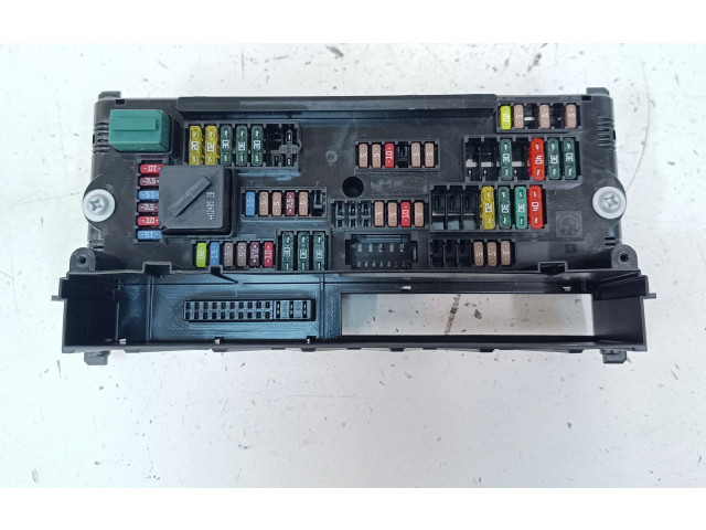 Блок предохранителей 9259467 BMW X3 F25