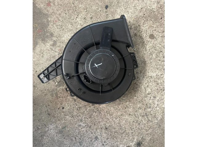 Вентилятор печки 6Q1819015 Audi A1