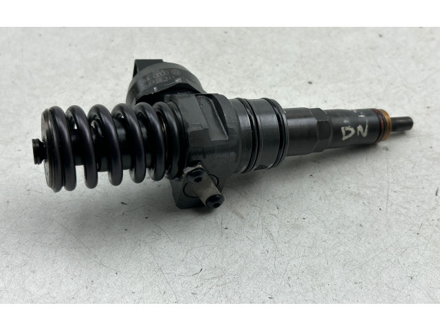 Форсунка 038130073BN    Volkswagen Touran I   