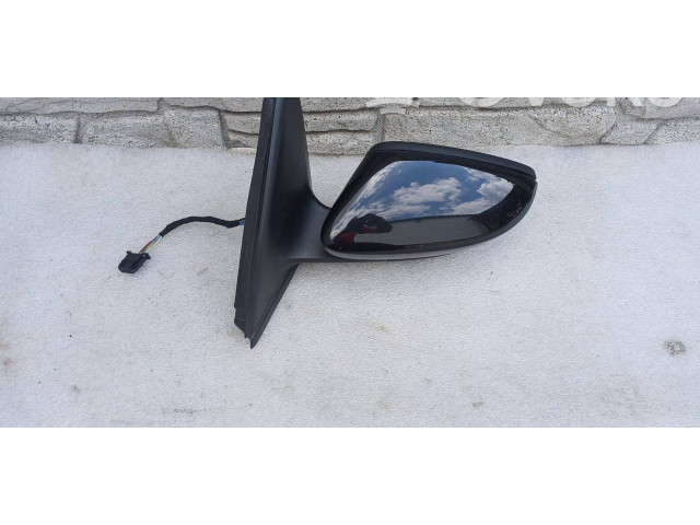 Зеркало электрическое Skoda Fabia Mk3 (NJ) 2015 - 2021 года