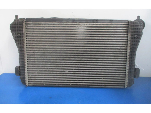 Интеркулер  1K0121345M, 1K0121345M   Skoda Octavia Mk2 (1Z) 