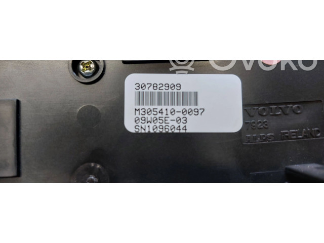 Блок управления климат-контролем 30782909, M3054100097   Volvo V70