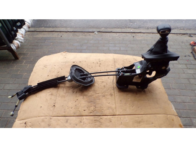 Механизм переключения передач (кулиса) (в салоне)