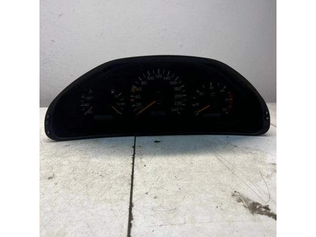 Панель приборов A2105401448   Mercedes-Benz E W210       