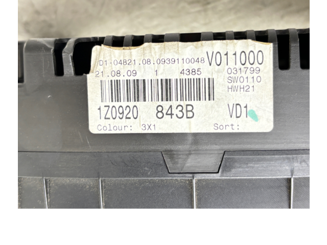 Панель приборов 1Z0920843B Skoda Octavia Mk2 (1Z)