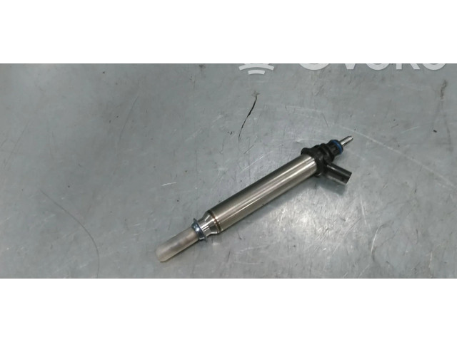 Vstřikovač A2780700687, 0261500065 Mercedes-Benz C W205 274920