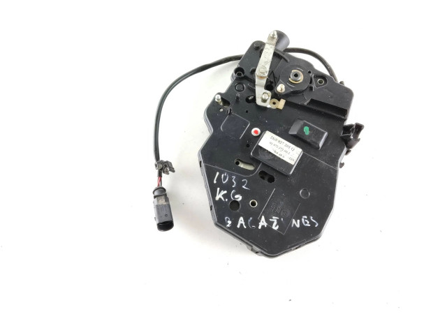 Zámek zadních dveří 2K0827201Q, 01072371002 Volkswagen Caddy 2007