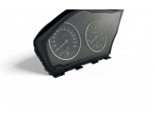 Přístrojová deska BMW 1 F20 F21 2012 1912952