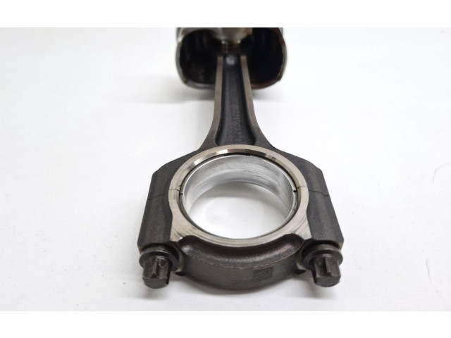 Píst RFCM5G6205EC, M2DA Ford C-MAX II M2DA