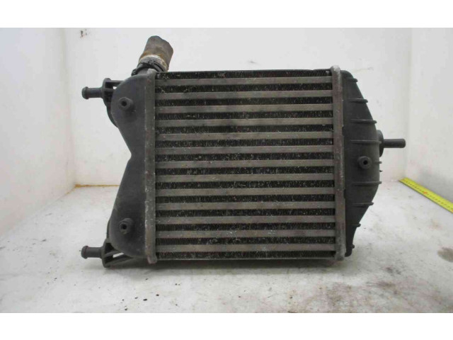 Интеркулер  46836770, 21402380   Fiat Idea 