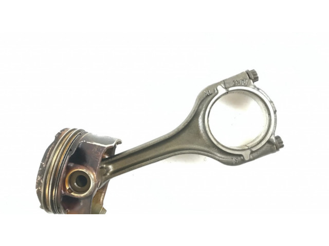 Píst 04EAM Audi A3 S3 8V pro benzínový motor 1.5 DADA TFSI