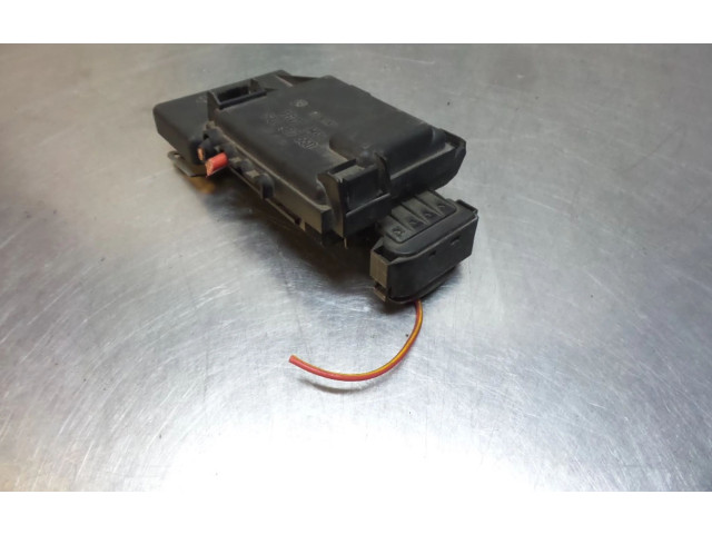 Pojistková skříňka 6X0937550, 6X0937550 Volkswagen Polo III 6N 6N2 6NF 2001