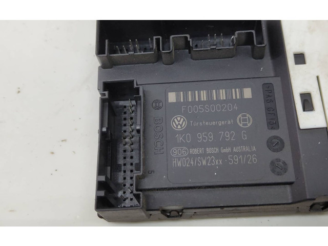 Передний двигатель механизма для подъема окон Volkswagen Jetta V  2005 - 2010 года 1K5837402P, 998370210      