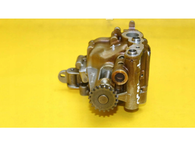 Масляный насос   150002257R  Renault Clio IV 